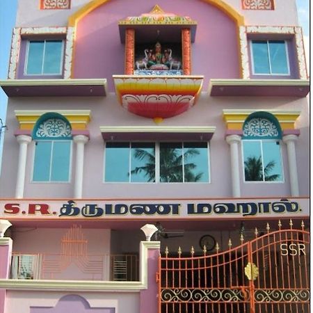 Sr Mahal & Lodge クンバコナム エクステリア 写真